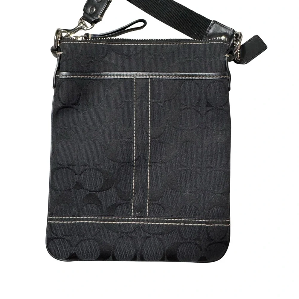 Authentic Coach Signature Passport Crossbody
